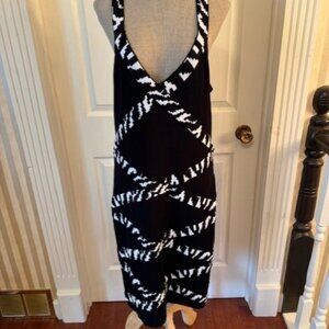 Beautiful designer dress  in  hi-fashion design size XL